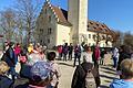Etwa 85 Teilnehmer erfuhren auf der „Querfeldein“-Wanderung mehr über spirituelle Orte auf der Weininsel bei Nordheim.