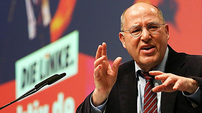 Der prominente Linken-Politiker Gregor Gysi ist entsetzt über die Vorgänge im Thüringer Landtag und fordert Neuwahlen sowohl im Land wie im Bund.&nbsp;