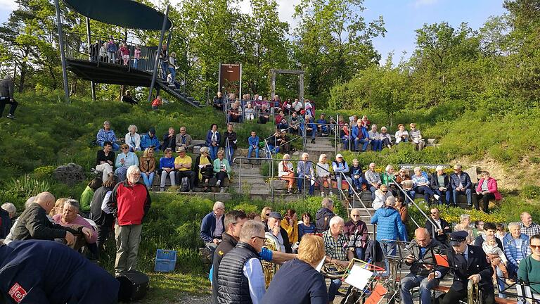 Besucher des Gottesdienstes.