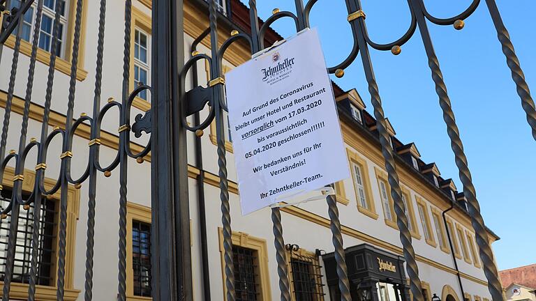 Der Zehntkeller, Iphofens größtes Hotel, hat wegen der Corona-Krise den Betrieb vorübergehend eingestellt. Der Zehntkeller, Iphofens größtes Hotel, hat wegen der Corona-Krise den Betrieb vorübergehend eingestellt.