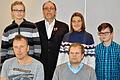 Siegerbild des Würzburger Schach-Open: (vorne von links) Viesturs Meijers (2.) und Vyacheslav Ikonnikov (1.); (hinten von links): Markus Sendner (2. Jugend), Harald Bittner (Vorsitzender Unterfränkischer Schachverband), Yvonne Hapke (1. Frauen), Philipp Staufenberger (1. Jugend).