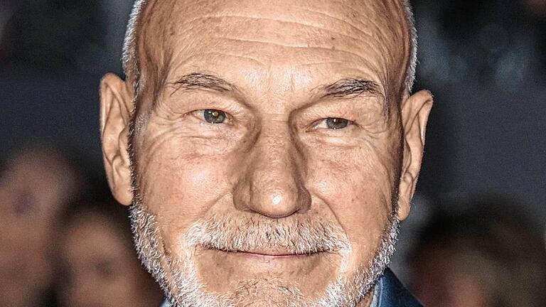 Patrick Stewart       -  _