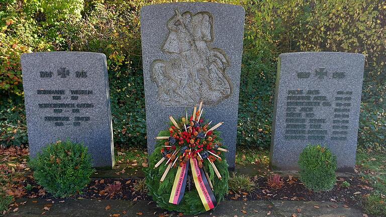 Denkmal der Trauer und des Gedenkens in Eichelsee. Denkmal der Trauer und des Gedenkens in Eichelsee.