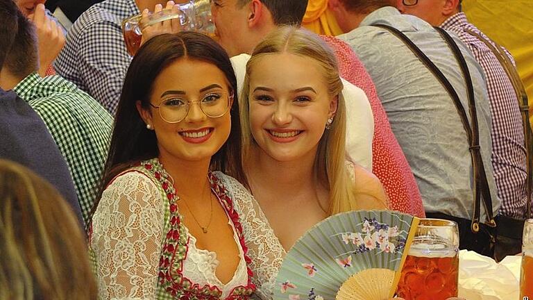Zum Ausklang der Spessartfestwoche in Lohr sorgte 'Overdrive' (alias Vrööni und die Partybären) noch einmal für gute Stimmung im Festzelt an der Mainlände.