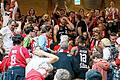 Basketball - Beko BBL - Crailsheim Merlins - s.Oliver Baskets       -  Bad in der Fan-Menge: Die Spieler der s.Oliver Baskets bedankten sich bei ihren Anhängern für die Unterstützung in Crailsheim.