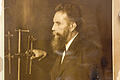 Wilhelm Conrad Röntgen auf einem Archivbild, das in der Brandnacht des 16. März 1945 beschädigt wurde