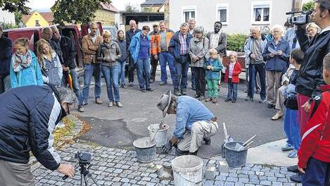 Gemeinde freut sich über Stolpersteine