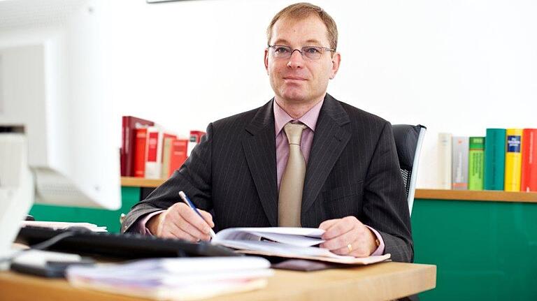 Deutliche Worte fand Rechtsanwalt Christian Mulzer für den Angeklagten. Deutliche Worte fand Rechtsanwalt Christian Mulzer für den Angeklagten.