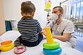Die Kliniken in Unterfranken sind derzeit voll mit Kindern, die sich mit dem RS-Virus infiziert haben. Die Stationen kämpfen mit Engpässen.&nbsp;