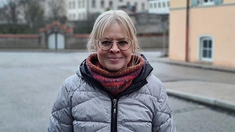 Heike Englert (54) aus Volkach ist seit dieser Saison beim Theaterring. Heike Englert (54) aus Volkach ist seit dieser Saison beim Theaterring.