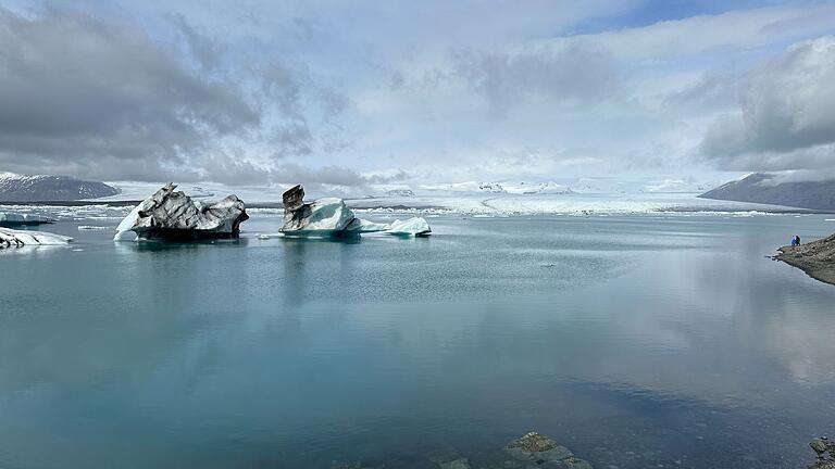 Island - Gletscherlagune Jökulsarlon       -  Die Gegend ist bei Touristen beliebt. (Archivbild)