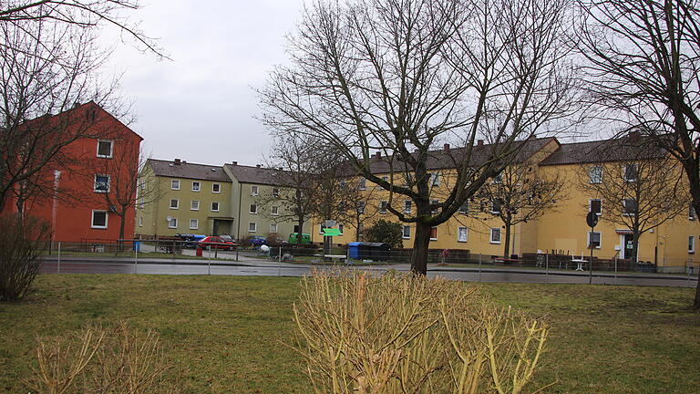 Sozialer Brennpunkt: die insgesamt vier Wohnblocks in der Tannenberg- beziehungsweise Egerländer Straße.