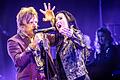 Die klassische Stimme des Heavy Metal: Tarja Turunen (mit Background-Sänger und Moderator Peter Keller) rockt die Bühne mit 'The Phantom of the Opera' und dem Nightwish-Hit 'Nemo'.