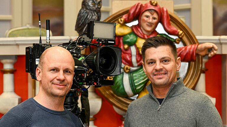 Eingespieltes Team: die Kameraleute Peter Schmehl (li.) und Johann Albrecht mit ihrer Steadycam. Eingespieltes Team: die Kameraleute Peter Schmehl (li.) und Johann Albrecht mit ihrer Steadycam. 