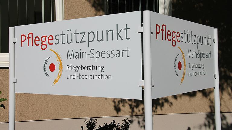 Den Pflegestützpunkt Main-Spessart in Gemünden gibt es seit drei Jahren. Zukünftig soll das Personal so umgeschichtet werden, dass die Mitarbeitenden beim Landratsamt beschäftigt sein werden.