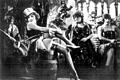 Marlene Dietrich in der Rolle       -  Marlene Dietrich in der Rolle der Lola-Lola in Josef von Sternbergs Film 'Der blaue Engel', der ihren Weltruhm begründete. Im Zuge ihres zweijährigen
Einsatzes in der Betreuung amerikanischer Truppen soll sie auch in Rannungen gewesen sein.