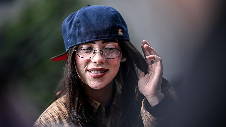Billie Eilish       -  Sängerin Billie Eilish bittet ihre Fans, bei der US-Wahl mitzumachen. (Archivbild)