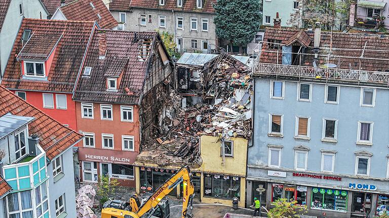 Tote in Esslingen - Ermittlungen       -  Nach einem Mietstreit soll ein Mann den Sohn seines Vermieters mit einer selbstgebauten Waffe erschossen haben. (Archivbild)