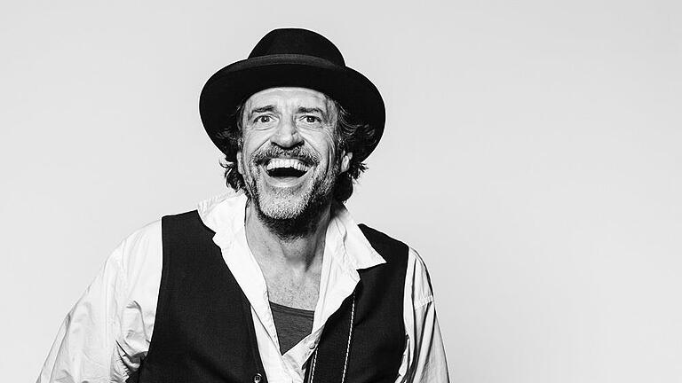 Helmfried von Lüttichau kommt am 2. November um 19.30 Uhr ins Kissinger Kurtheater - Helmfried von Lüttichau kommt am 2. November um 19.30 Uhr ins Kissinger Kurtheater Helmfried von Lüttichau kommt am 2. November um 19.30 Uhr ins Kissinger Kurtheater - Helmfried von Lüttichau kommt am 2. November um 19.30 Uhr ins Kissinger Kurtheater