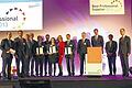 Das Mellrichstädter Unternehmen Lisi Automotive KKP ist &bdquo;Best Professional Supplier 2013&ldquo;. Werkleiter Roger Schweigert (Fünfter von links) bei der Preisverleihung in Frankfurt. Glückwünsche kamen unter anderem von Jochen Köckler, Vorstandsmitglied bei der Deutschen Messe AG (Zweiter von links), von Wolfgang Beisler, geschäftsführender Gesellschafter des Münchener Carl Hanser Verlags (rechts), die neben PwC als Initiatoren des Awards vertreten waren, sowie von Bernhard Heitzer, Staatssekretär im Bundeswirtschaftsministerium als Repräsentant der Schirmherrschaft (Dritter von links) und Rolf Scheffels, Vorstandsmitglied des Sponsors Deutsche Beteiligungs-AG (Dritter von rechts).