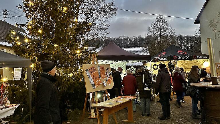 Klein, aber fein: der Weihnachtsmarkt in Fridritt - Klein, aber fein: der Weihnachtsmarkt in Fridritt Klein, aber fein: der Weihnachtsmarkt in Fridritt - Klein, aber fein: der Weihnachtsmarkt in Fridritt