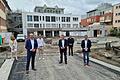 Rundgang durch das neue Karlstadter Gesundheitszentrum (von links): Marion Lochmann (Gesundheitszentrum Karlstadt GmbH), MdB Alexander Hoffmann, Architekt Thorsten Heßdörfer, MdL Thorsten Schwab, Dr. Alexander Weigand und Dr. Johannes Kromczynski (beide Gesundheitszentrum Karlstadt GmbH).