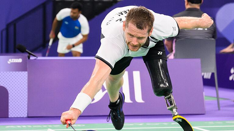 Paralympics Paris 2024 - Para Badminton - Chancenlos zum Auftakt: Wojtek Czyz verlor. Paralympics Paris 2024 - Para Badminton - Chancenlos zum Auftakt: Wojtek Czyz verlor.