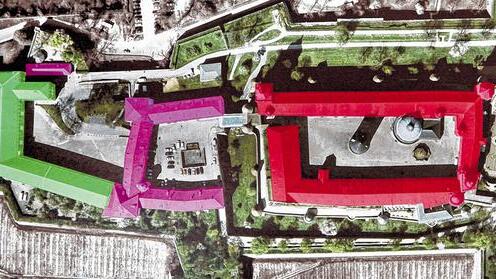 Klare Struktur: Künftig soll im Fürstenbau auf der Festung das Fränkische Landesmuseum (rot) untergebracht werden, Gastronomie und Service sollen in die Echter'sche Vorburg (lila), das Tagungs- und Veranstaltungszentrum ins barocke Zeughaus (grün), wo heute noch der Eingang ins Mainfränkische Museum liegt.