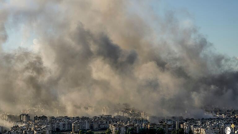 Nahostkonflikt - Libanon       -  Vor der für den Abend erwarteten Waffenruhe flog Israel noch schwere Angriffe auf den Libanon.