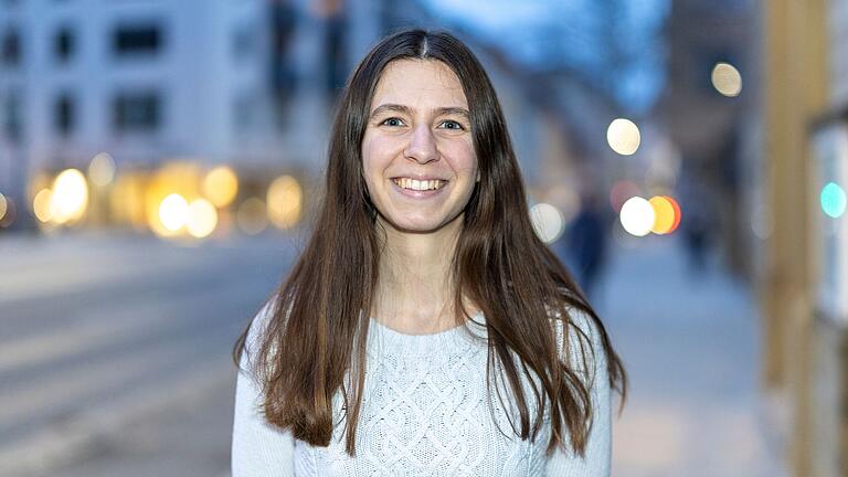 Das neue Gesicht der Linken in Schweinfurt: Agnes Conrad wurde als eine von sieben bayerischen Linken-Abgeordneten über die Landesliste in den Bundestag nach Berlin gewählt. Das neue Gesicht der Linken in Schweinfurt: Agnes Conrad wurde als eine von sieben bayerischen Linken-Abgeordneten über die Landesliste in den Bundestag nach Berlin gewählt.