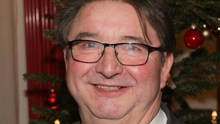 Karl-Dieter Fuchs tritt noch einmal als Bürgermeisterkandidat in Mainstockheim an, wie er am Samstagabend bekannt gab. Karl-Dieter Fuchs tritt noch einmal als Bürgermeisterkandidat in Mainstockheim an, wie er am Samstagabend bekannt gab.