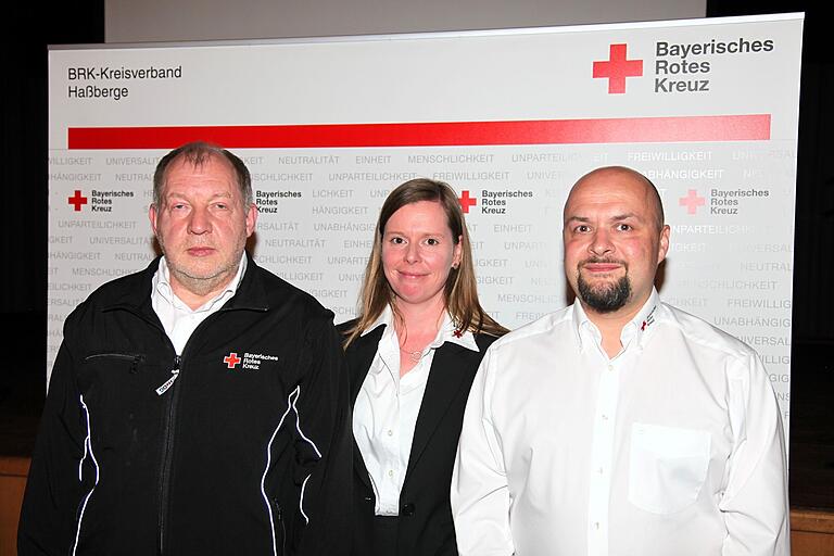 Die Kreisbereitschaftsleitung des BRK-Kreisverbandes Haßberge wurde neu gewählt. Unser Foto zeigt (von links) Kreisbereitschaftsleiter Stefan Funck, BRK-Kreisgeschäftsführerin Carina Küfner und stellvertretenden Kreisbereitschaftsleiter Fabian Weber. Die Kreisbereitschaftsleitung des BRK-Kreisverbandes Haßberge wurde neu gewählt. Unser Foto zeigt (von links) Kreisbereitschaftsleiter Stefan Funck, BRK-Kreisgeschäftsführerin Carina Küfner und stellvertretenden Kreisbereitschaftsleiter Fabian Weber.