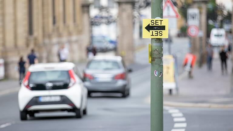 Nur wenige Hinweise deuteten in Würzburg auf die 'Sisi'-Dreharbeiten hin.