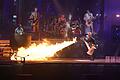 Rammstein - Konzert.jpeg       -  Rammstein-Frontsänger Till Lindemann (rechts) feuert auf der Bühne mit einem Flammenwerfer.