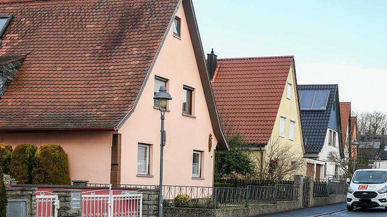 Bewohner fürchten um ihre Häuser. Der Obere Burgweg wurde in den 1920er Jahren im Erbbaurecht bebaut. Das läuft nun aus.&nbsp;