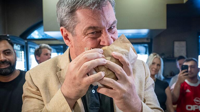 Söder lädt zum Döner-Essen       -  Der Ministerpräsident lud Instagram-Follower zum gemeinsamen Döner-Mahl ein.