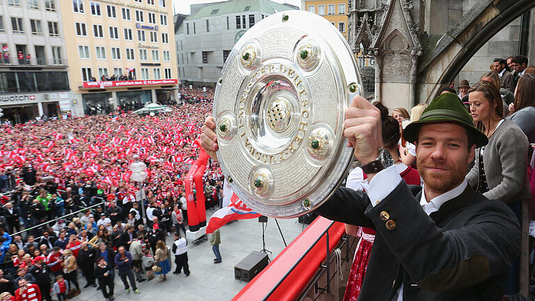 58633714.jpg       -  Als Spieler holte der heutige Leverkusen-Trainer Xabi Alonso 2015 mit den Bayern die Meisterschale.