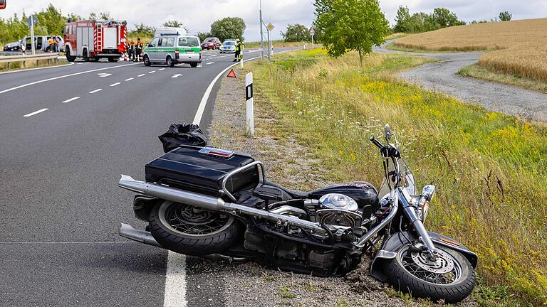 Zu einem tödlichen Motorradunfall ist es am Freitagnachmittag auf der B 286 zwischen Schweinfurt und Poppenhausen gekommen.&nbsp;