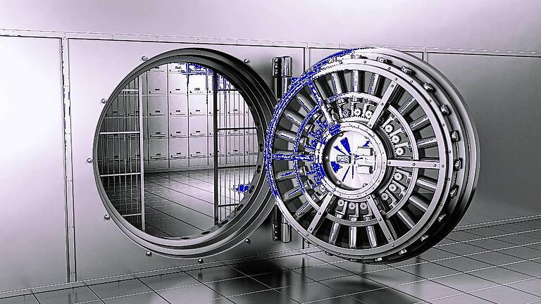 Open bank vault       -  Sicher ist sicher: Die EU berät derzeit ein neues Modell einer europäischen Einlagensicherung für Banken.