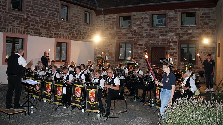 Zur Sommerserenade hatte der Musikverein Hochhausen in den Grünauer Hof eingeladen.&nbsp;