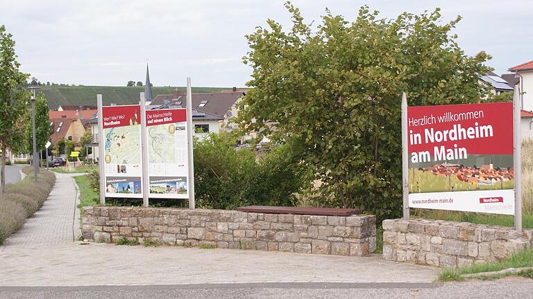 Etwas Platz ist noch: Um auf die ILE Region Mainschleife hinzuweisen, sollen zwei Schilder an beiden Ortseingängen in Nordheim angebracht werden.