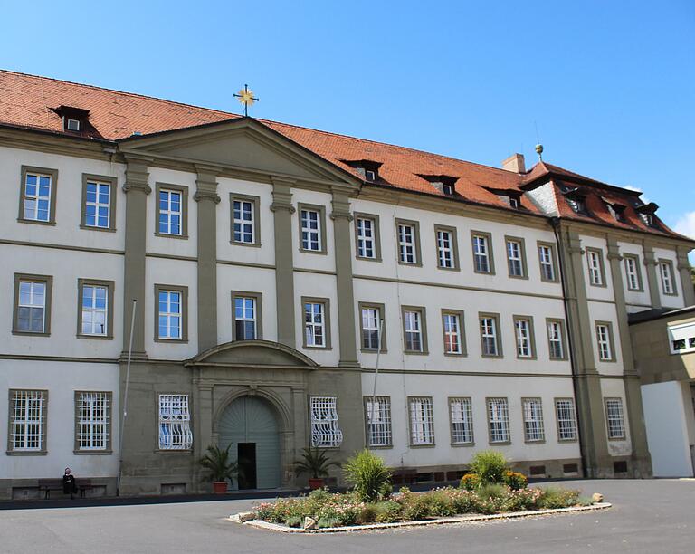 Das Kloster Heidenfeld ist eine majestätische Anlage.&nbsp;&nbsp;