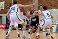 Basketball, NBBL-Qualifikationstunier, s.Oliver Würzburg - TS Jahn München       -  In der Halle des Deutschhaus-Gymnasiums entschied die U 19 der s.Oliver Würzburg Akademie das erste NBBL-Qualifikationsturnier für sich, obwohl sie dem Team der TS Jahn München unterlag. Hier wird Jakob Jeßberger (am Ball) von gleich drei Münchnern in die Zange genommen.