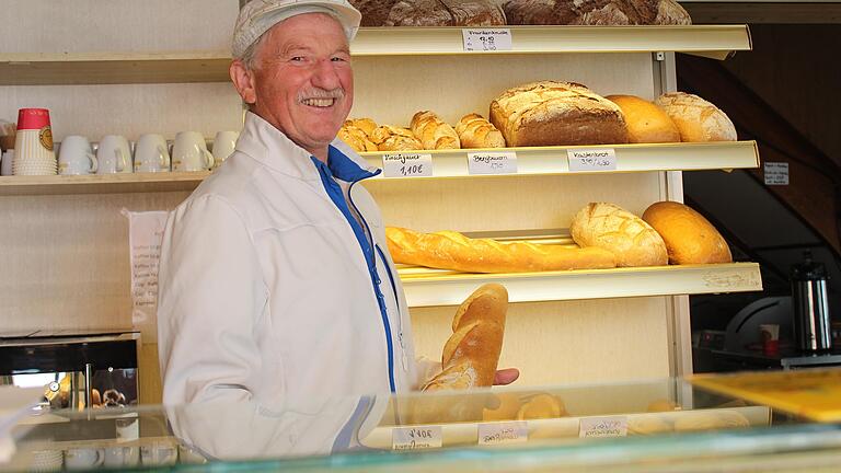Eigentlich müssten die Backwaren das Doppelte kosten, um rentabel zu sein, sagt Ludwig Fischer von der Bäckerei Fischer in Hafenlohr. Grund dafür sind die steigenden Rohstoffpreise. Eigentlich müssten die Backwaren das Doppelte kosten, um rentabel zu sein, sagt Ludwig Fischer von der Bäckerei Fischer in Hafenlohr. Grund dafür sind die steigenden Rohstoffpreise.
