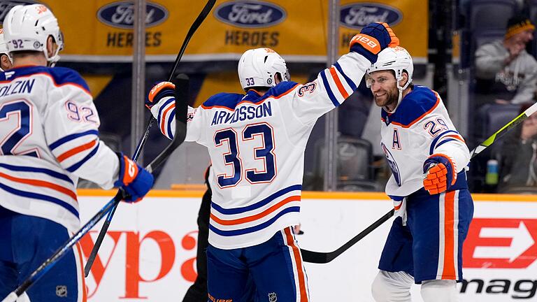 Nashville Predators - Edmonton Oilers       -  Leon Draisaitl wurde gegen Nashville für zwei Tore umjubelt.