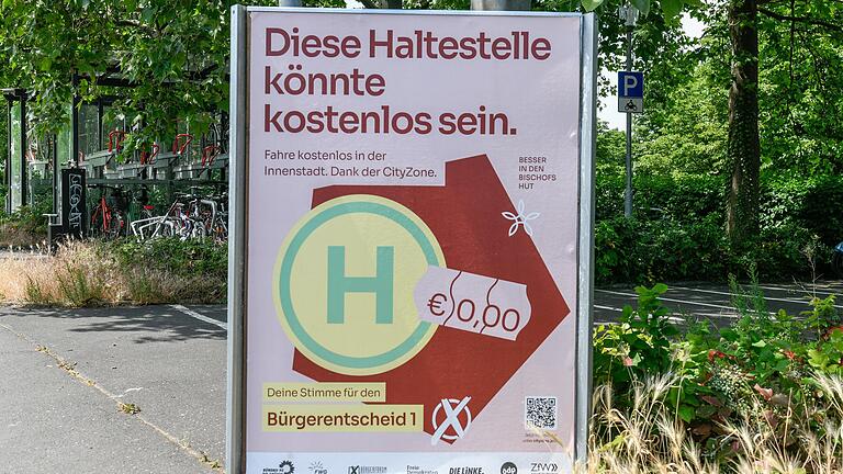 Plakat vom Bürgerentscheid 1 an der Haltestelle Talavera.