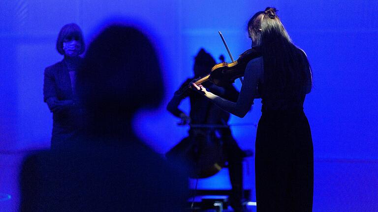 Das Orchester im Treppenhaus mit dem Programm 'Circles' beim Mozartfest 2020. Diesmal wird das Ensemble drei volle Tage auf dem Bürgerbräu-Gelände gestalten.