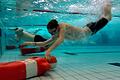 Einen Weltrekordversuch im Rettungsschwimmen will die DLRG Schonungen aufstellen.