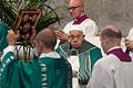 Weltsynode im Vatikan       -  Papst Franziskus in der Festmesse zum Abschluss der Weltsynode in Rom.