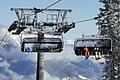 Da ist hundertprozentige Sicherheit wichtig: 18 Anlagen gehören zu den Reiteralm-Bergbahnen im österreichischen Schladming. In den Rollen, über die die Stahlseile laufen,&nbsp; befinden sich Lager der Schweinfurter Firma SKF. Sie sind hohen Belastungen ausgesetzt, weswegen gefälschte Ware gefährlich werden kann.